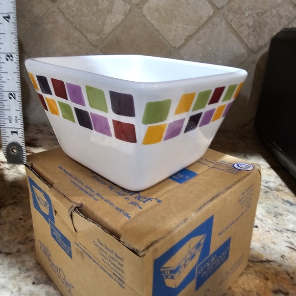 Colorful Square Pattern Bowl - Picture 5 of 10